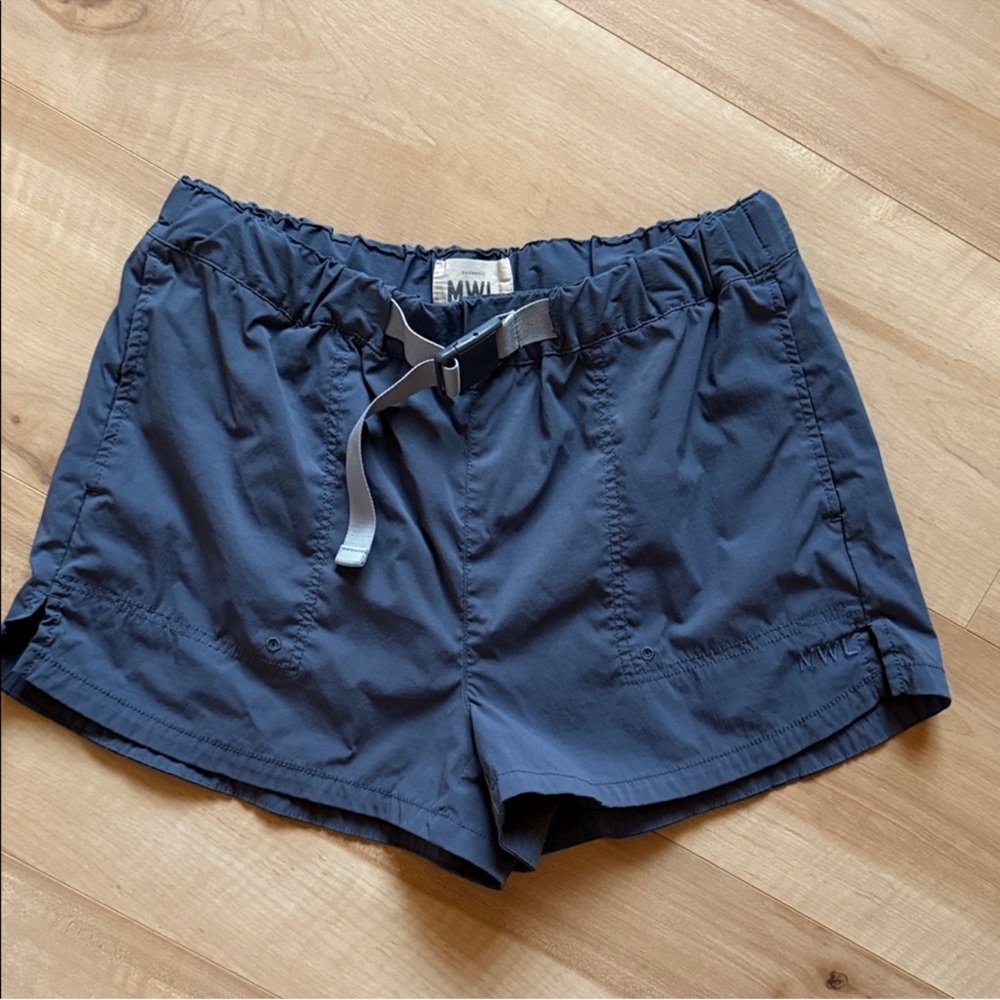 Madewell Hiking Shorts, Size Medium